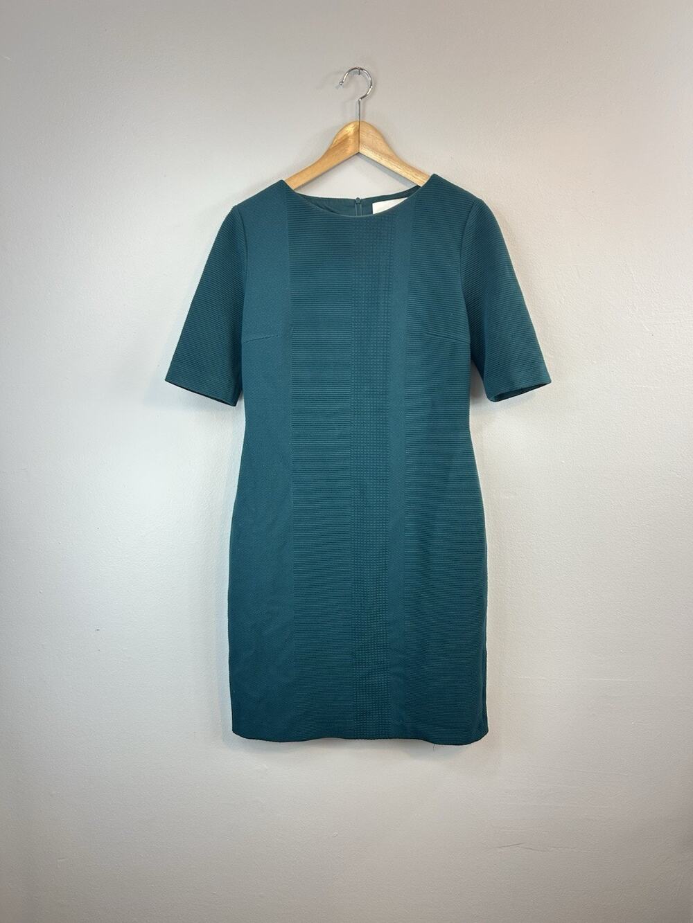 Boss Hugo Boss Dress Dark Green Textured Sheath Size 6 Classic Business Elegant